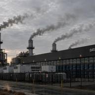 El centro de datos de Amazon se consolida como la infraestructura mas contaminante al proyectar una cifra alarmante de hasta 33 millones de toneladas de emisiones de CO2